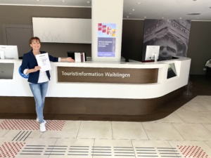 Sabine Schober, WTM GmbH Waiblingen in der Touristinformation